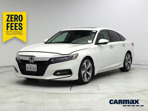 White 2018 Honda Accord Touring