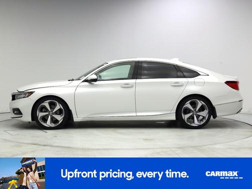 White 2018 Honda Accord Touring