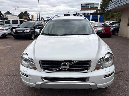 Ice White 2014 Volvo XC90 3.2