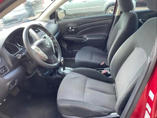 2018 Nissan Versa 1.6 SV