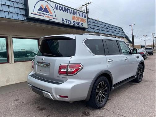 2017 Nissan Armada Platinum