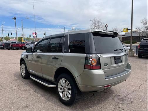 Ipanema Sand Metallic 2014 Land Rover LR2