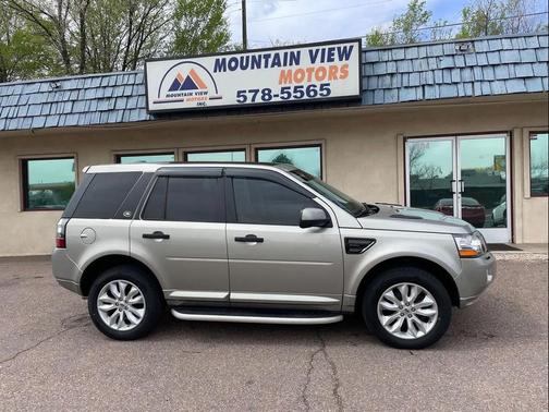 Ipanema Sand Metallic 2014 Land Rover LR2