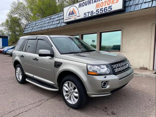 Ipanema Sand Metallic 2014 Land Rover LR2