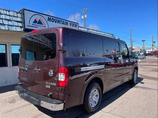 2013 Nissan NV Cargo NV2500 HD SV V8