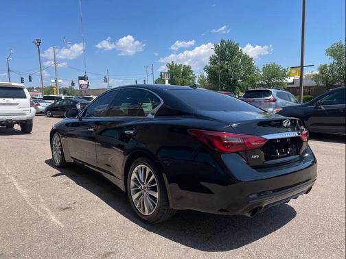 Black 2018 INFINITI Q50 3.0t LUXE