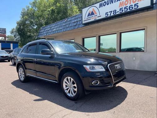 Black 2017 Audi Q5 2.0T Premium