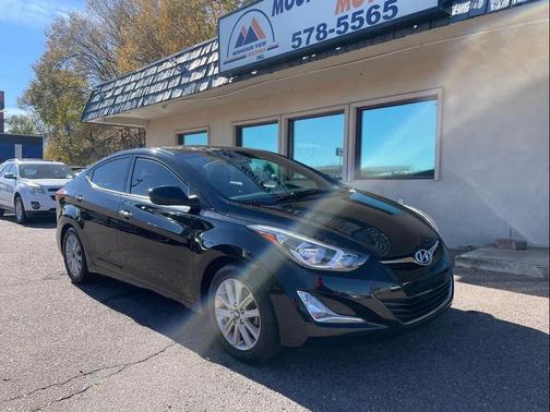 2015 Hyundai ELANTRA SE