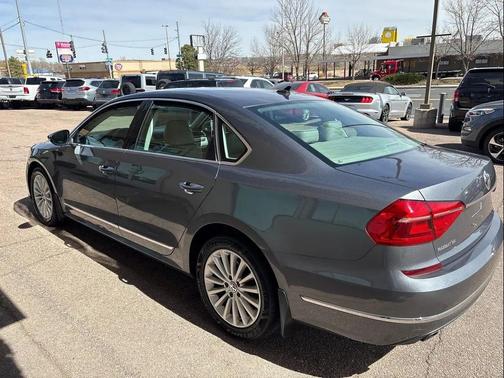 Platinum Gray Metallic 2016 Volkswagen Passat 1.8T SE