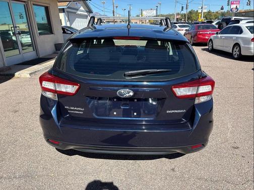 2019 Subaru Impreza 2.0i