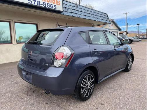 2009 Pontiac Vibe Base