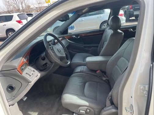 2005 Cadillac DeVille Base