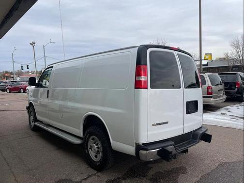 2020 Chevrolet Express 2500 RWD 2500 Regular Wheelbase WT