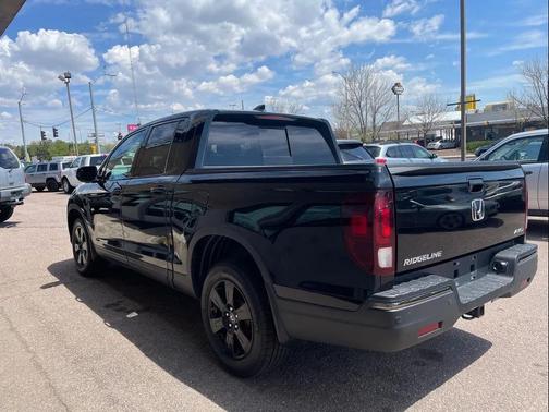 2017 Honda Ridgeline Black