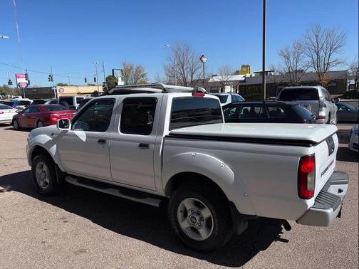 2001 Nissan Frontier SE Crew Cab