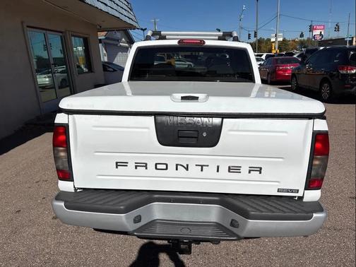 2001 Nissan Frontier SE Crew Cab