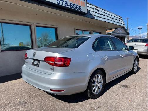 2015 Volkswagen Jetta 1.8T SE