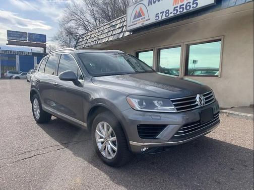 2016 Volkswagen Touareg VR6 Sport
