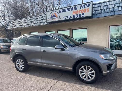 2016 Volkswagen Touareg VR6 Sport