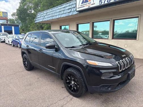 2016 Jeep Cherokee Sport