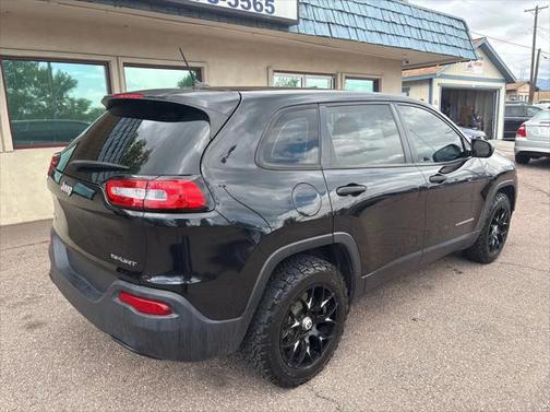 2016 Jeep Cherokee Sport