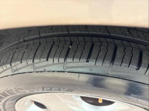 2003 Toyota Avalon XLS