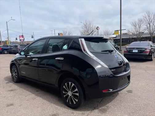 2016 Nissan Leaf S