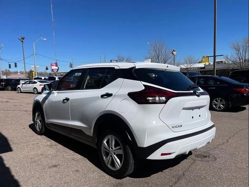 2023 Nissan Kicks S