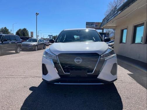2023 Nissan Kicks S