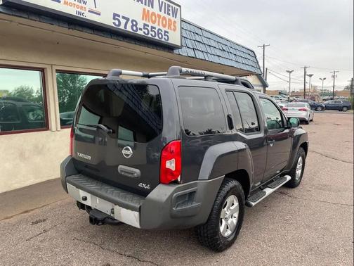 2010 Nissan Xterra S