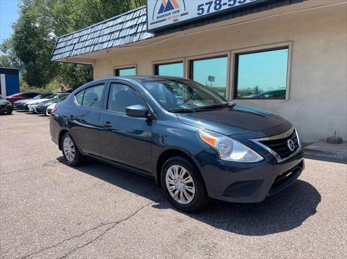 2017 Nissan Versa 1.6 S+