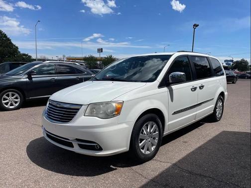 2012 Chrysler Town & Country Touring-L