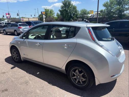 2012 Nissan Leaf SL