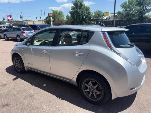 2012 Nissan Leaf SL