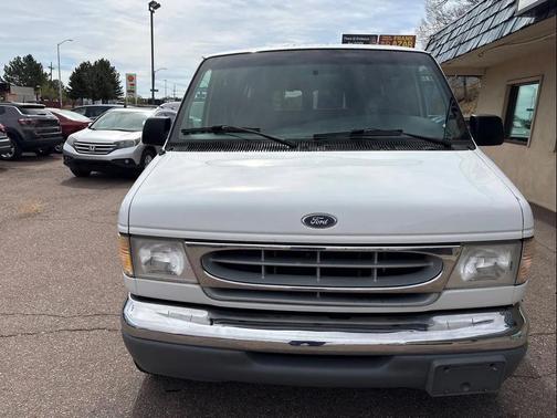 Oxford White Clearcoat 1999 Ford E350 Super Duty XL Wagon