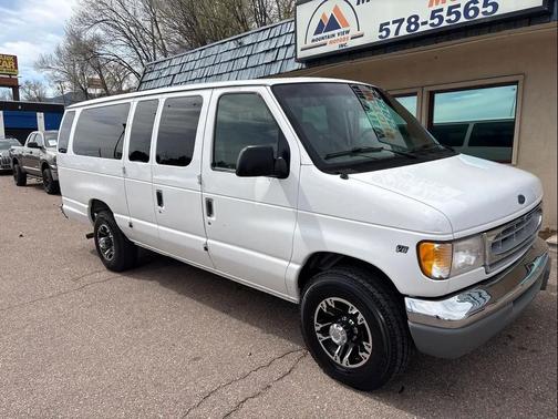Oxford White Clearcoat 1999 Ford E350 Super Duty XL Wagon