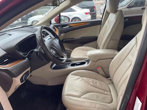 2018 Lincoln MKC Select