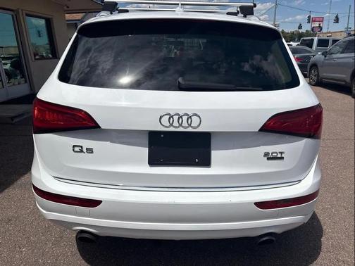 White 2016 Audi Q5 2.0T Premium