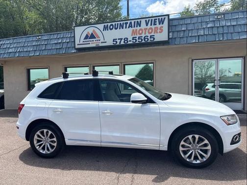 White 2016 Audi Q5 2.0T Premium