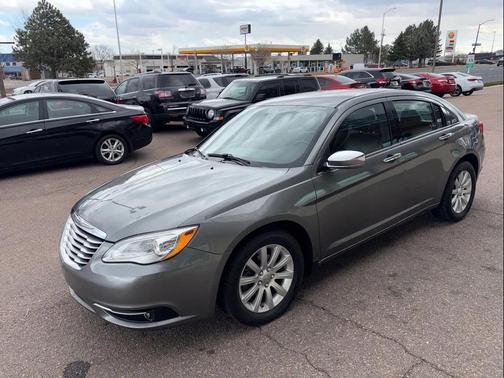 2013 Chrysler 200 Limited