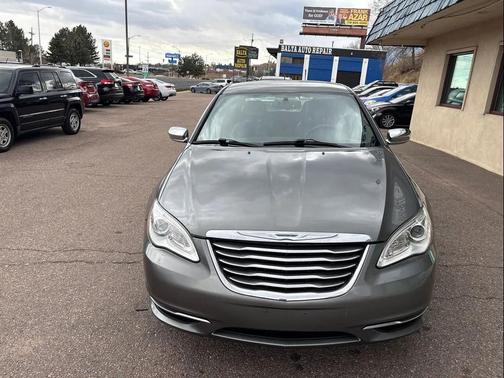 2013 Chrysler 200 Limited
