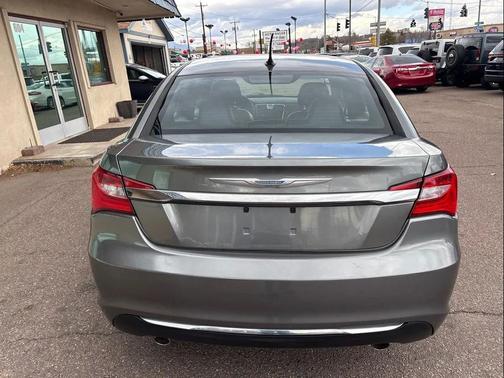2013 Chrysler 200 Limited