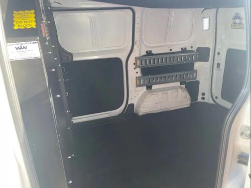 2017 Nissan NV200 SV