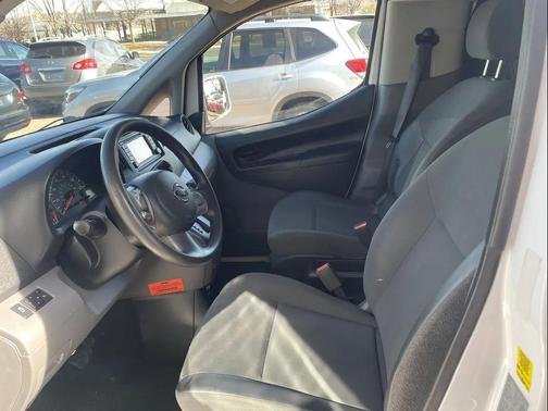 2017 Nissan NV200 SV