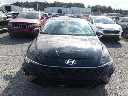 2025 Hyundai ELANTRA SEL Convenience