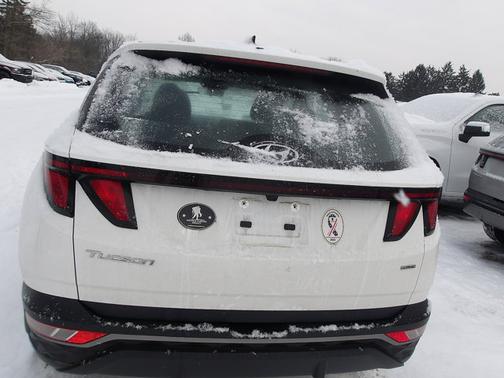 2024 Hyundai TUCSON SE