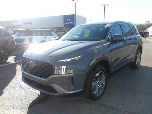 2022 Hyundai SANTA FE SE