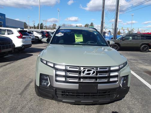 2025 Hyundai SANTA CRUZ SEL Activity