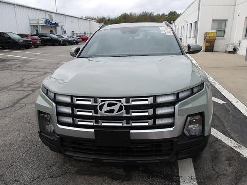 2025 Hyundai SANTA CRUZ SEL Activity