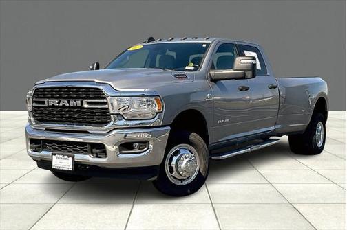 2023 RAM 3500 Big Horn Crew Cab 4x4 8 Box